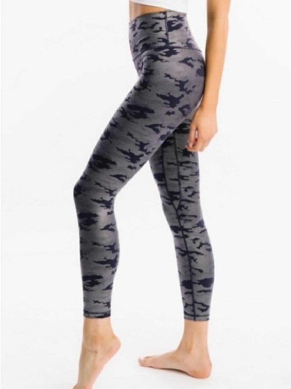 Zyia Silver Camo Supreme High Rise Leggings in Navy & Gray size 8 - 10